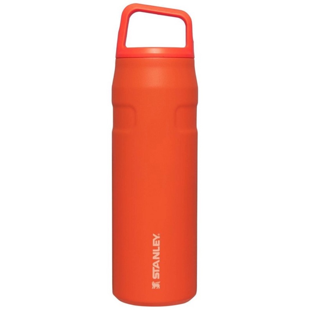 Stanley 24 oz ICEFLOW BOTTLE